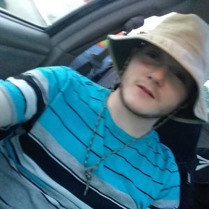 Meet your Posher, Todd